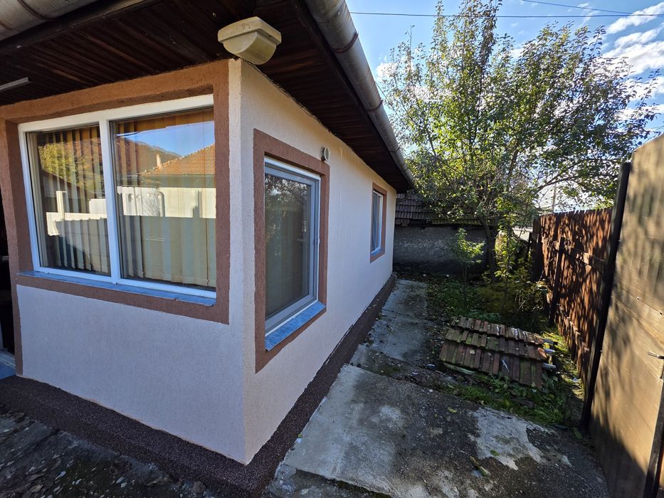 Casa in Cimpa strada principala