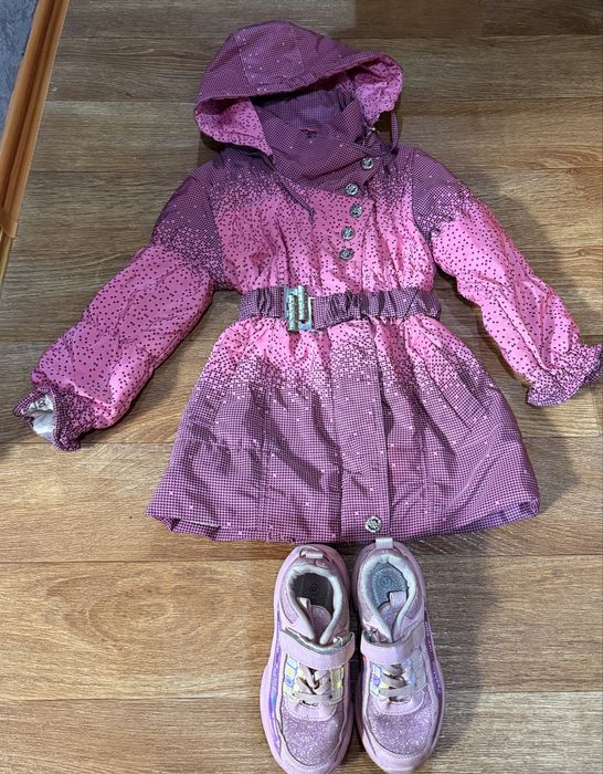 Продам курточку кроссовки