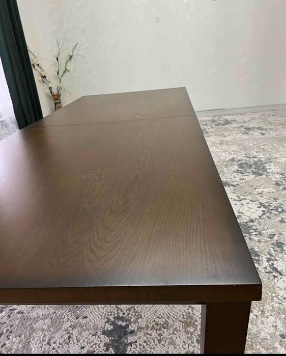 Стол  деревянный