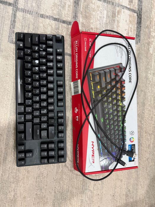 Hyperx alloy origins core ( синие свитчи )