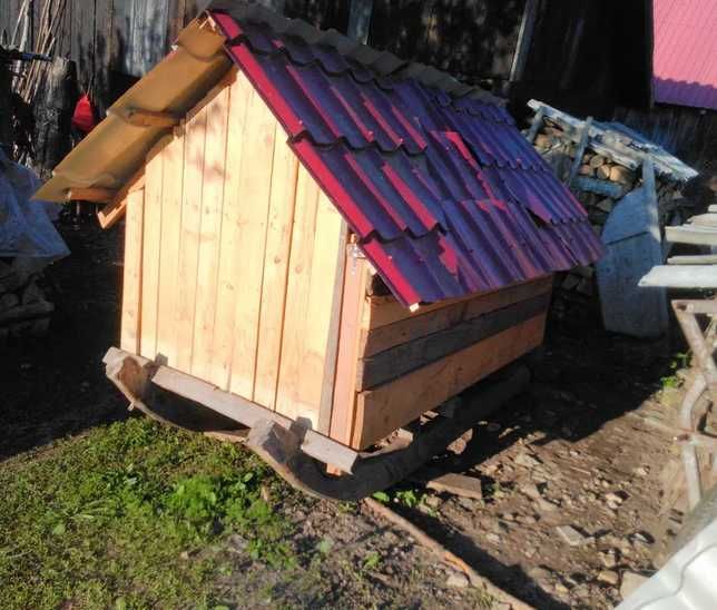 Vând căsuța ciobănașului sau adăpost pentru locuri cu livezi pomicole.