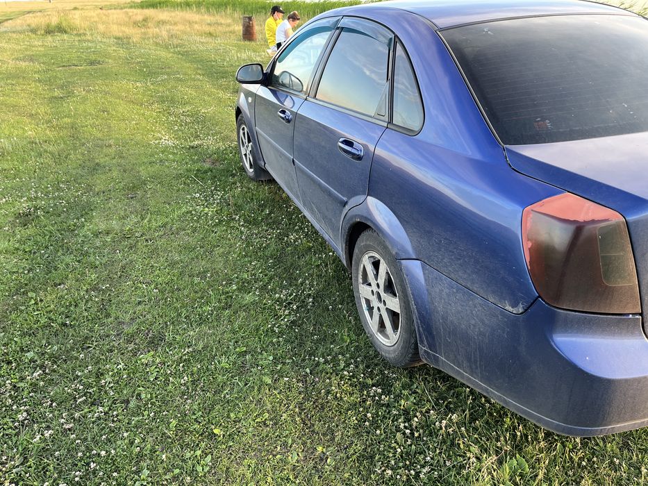Продам Chevrolet Lacetti  автомат