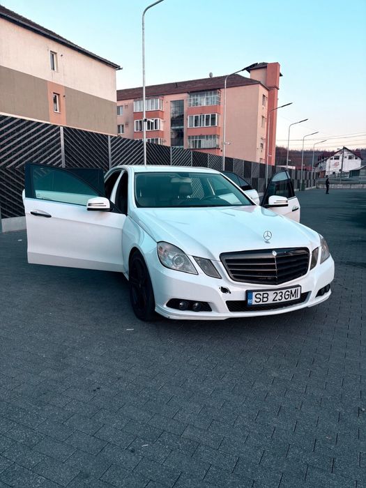 Mercedes Benz E Class
