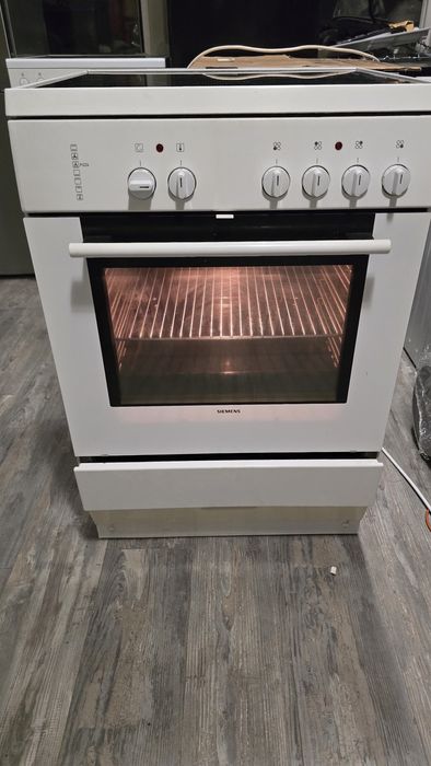 Печка Siemens 60см