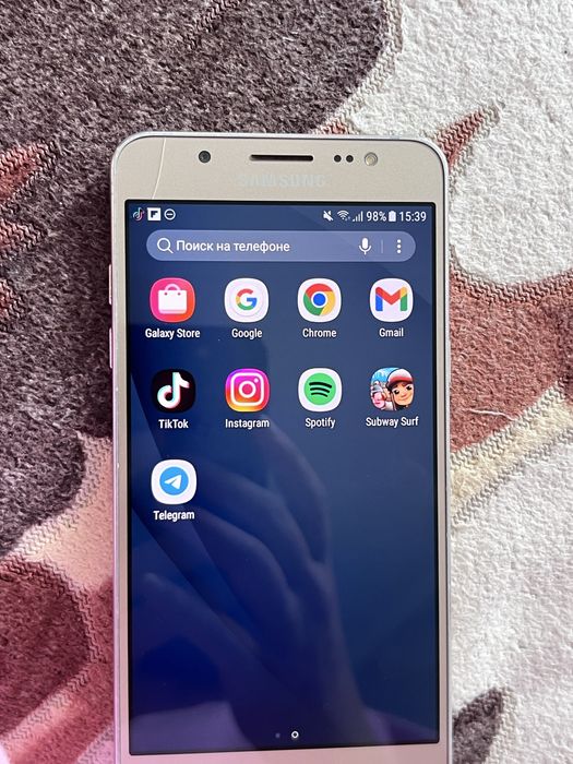 Samsung Duos, золотистый цвет