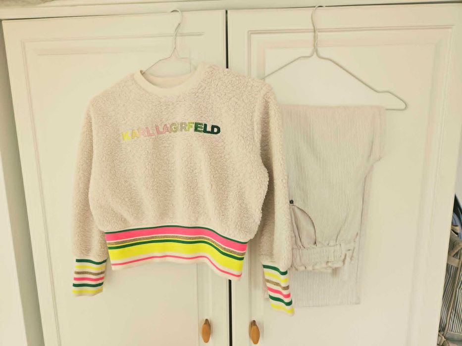 Момичешки комплект Karl Lagerfeld суитшърт и zara джинси 138 см