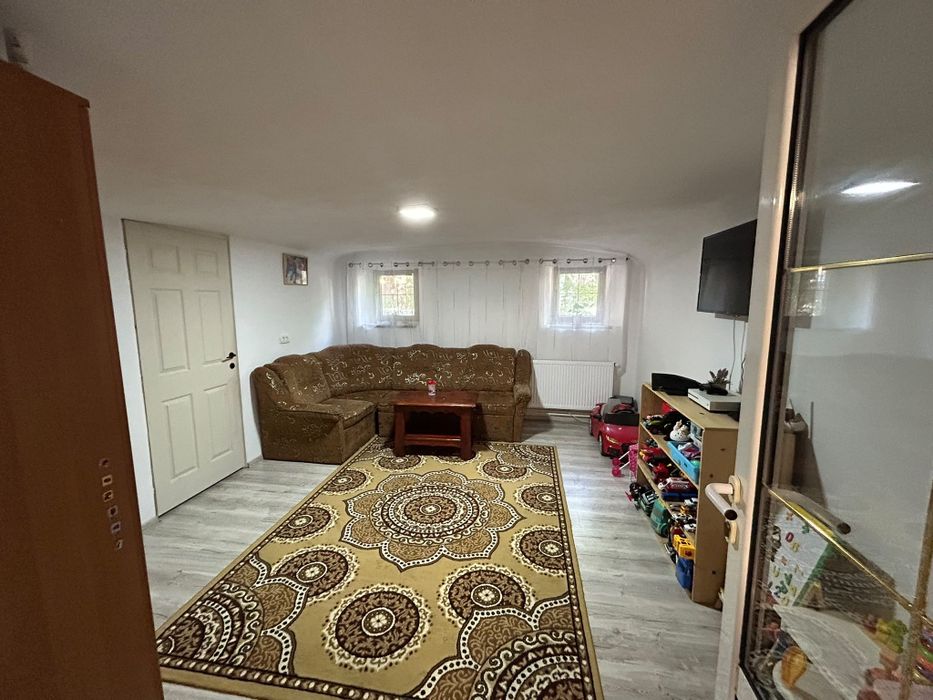 Vând apartament 2 camere