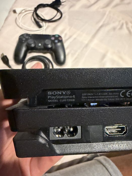 PS4 Pro 1TB CUH-7216B | Ultimul model | Full Box | Controller Original