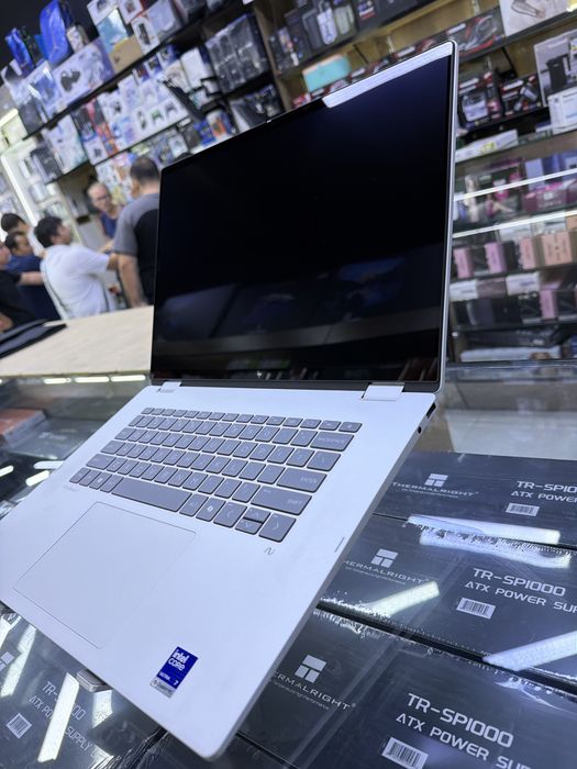 notebook hp omnebook x flip 16