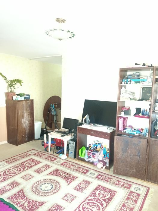 Продам 3 х комн квар. 5-20, 1 этаж.