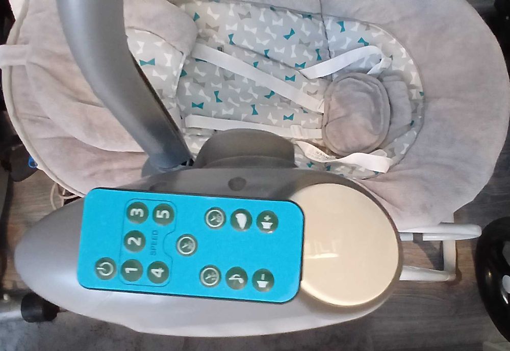 Baby Mix Balansoar Electric bebelusi