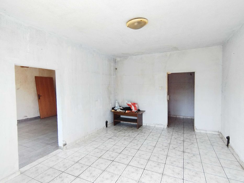 Продава се Едностаен апартамент в Перник, Изток - 46 кв.м за 886 €/кв.м - Снимка #1