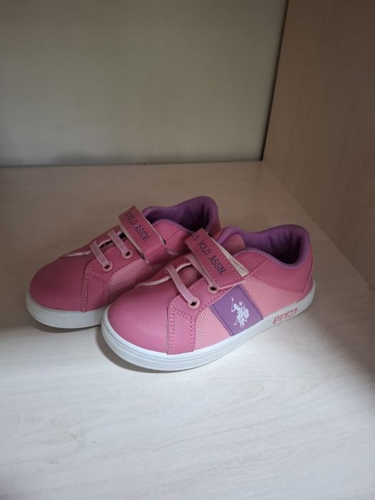 Кроссовки на девочку 28 размер