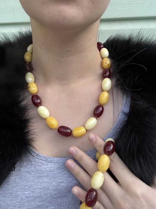 Комплект из янтаря