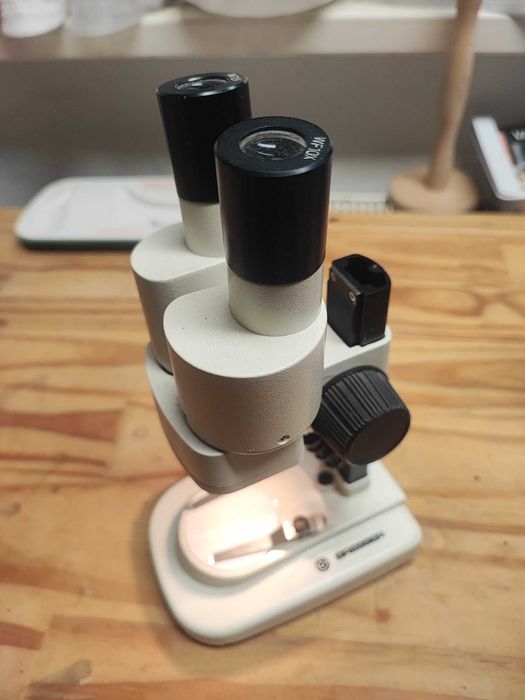 Microscop stereo Bresser Junior 20x