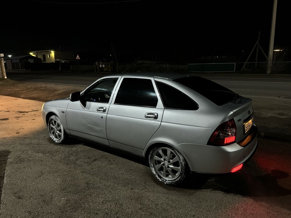 Приора 2 люкс 2015 год