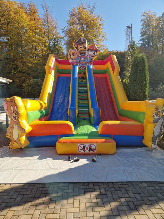 Închirieri tobogane gonflabile