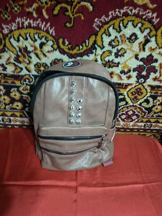 Продам рюкзак удобный