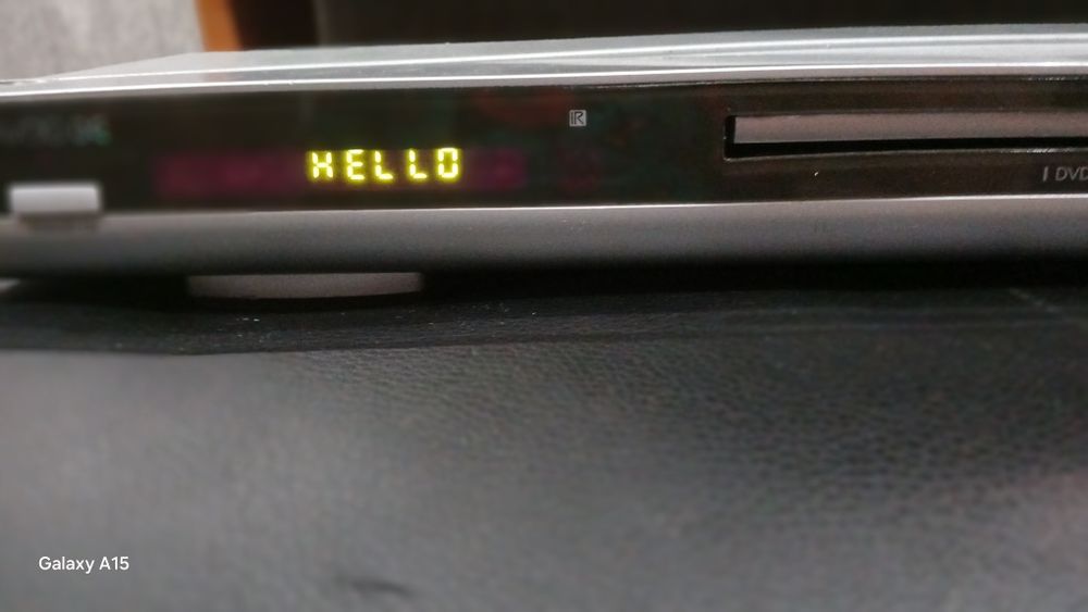 Продам караоке фирмы DAEWOO для компакт дисков