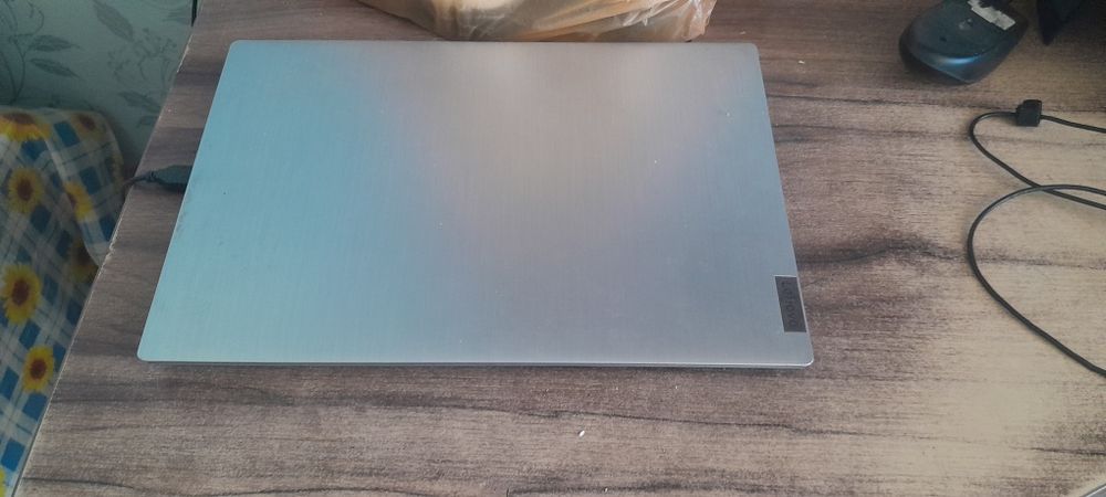 Продам ноутбук lenovo