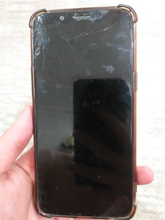 Oppo A83 телефон