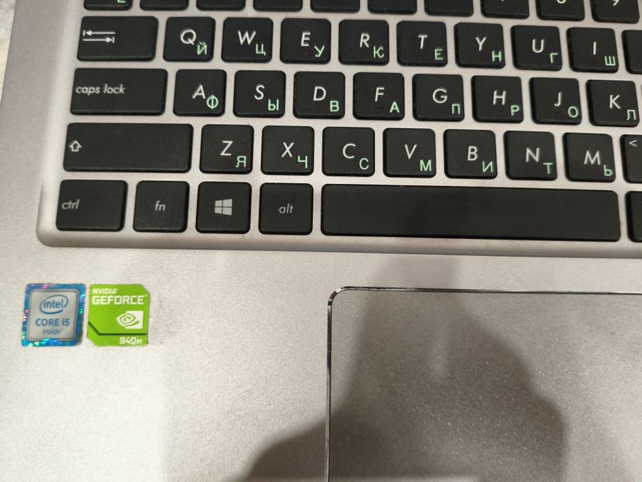 Ноутбук Asus Металлический