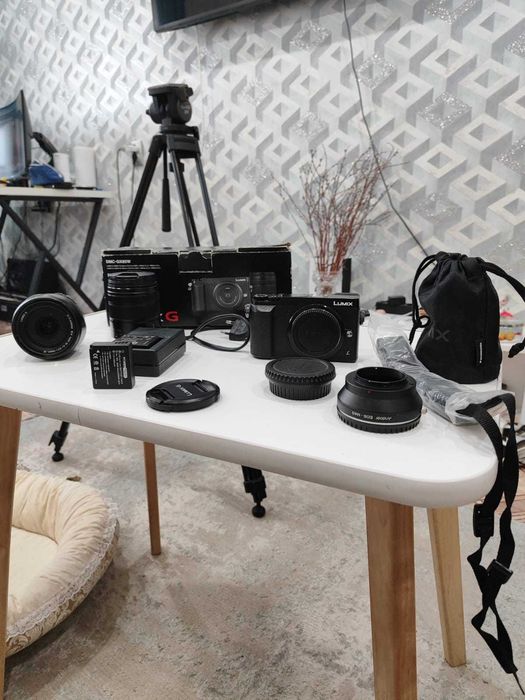 Panasonic Lumix DMC-GX85W+2 объектива 12-35mm f/2.8 и 45-150mm f/4-5.6