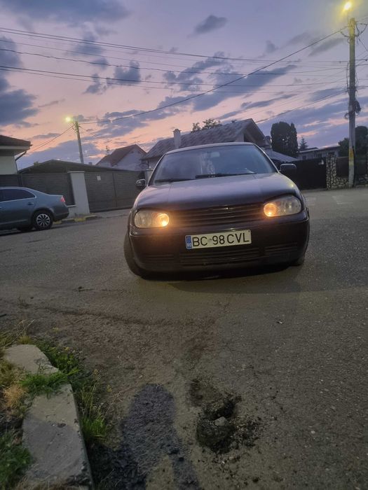 VOLKSWAGEN Golf 2004 — imagine 4