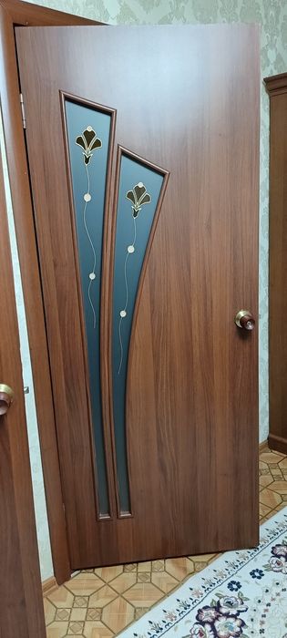 Продам двери б.у