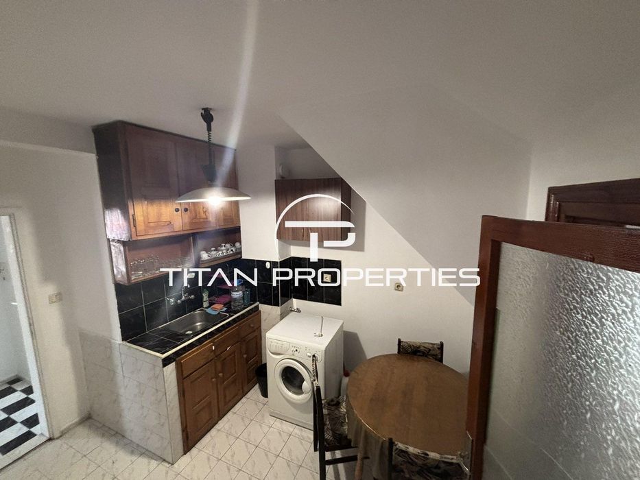 Дава се под наем Двустаен апартамент в Бургас, Братя Миладинови - 65 кв.м за 306 € - Снимка #3