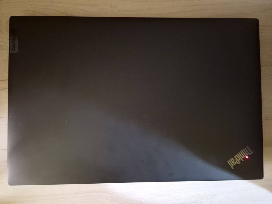 Vand laptop lenovo ThinkPad L 15  i5 1335 u ca nou