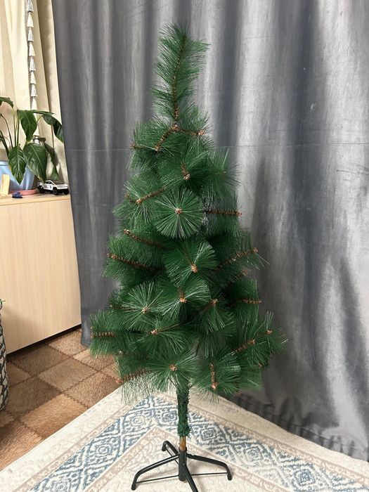 Продам елку 120см
