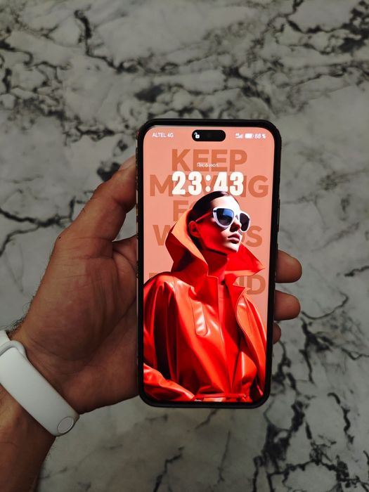 Honor Magic 6 16/256 на обмен