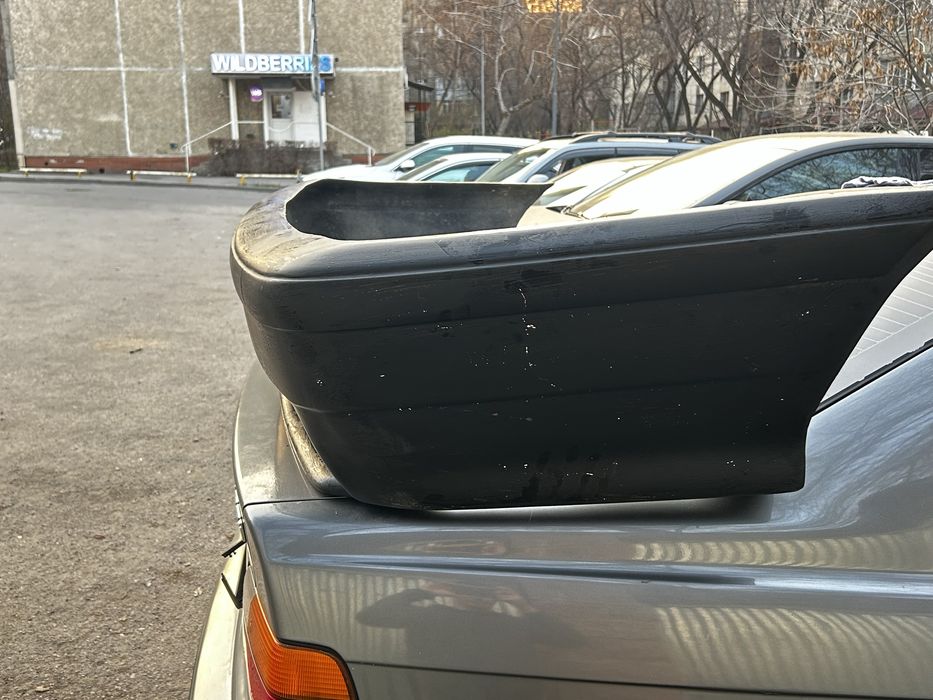 (новый)Задний М бампер БМВ е36 стекловолокно