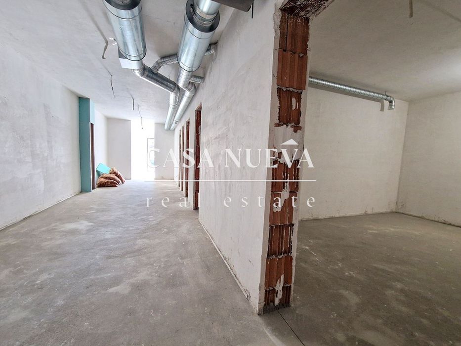 Продава се Магазин в София, Надежда 4 - 226 кв.м за 1693 €/кв.м - Снимка #3