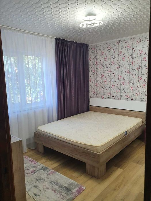 Apartament 3 camere de inchiriat