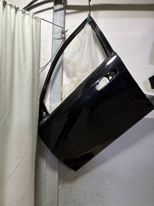 Gentra eshik oldi orqa