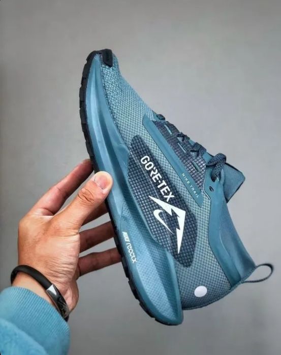 Кроссовки Nike качество отличное