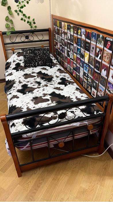 Кровать односпальная