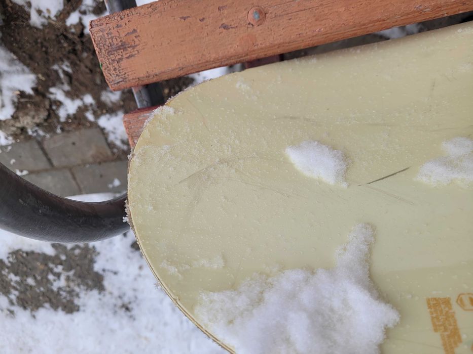 Сноуборд и ботинки Atom