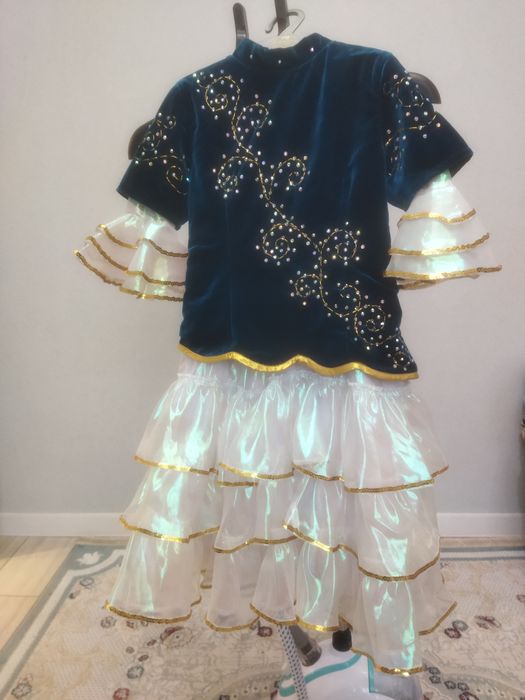 Продам детское платье национальное