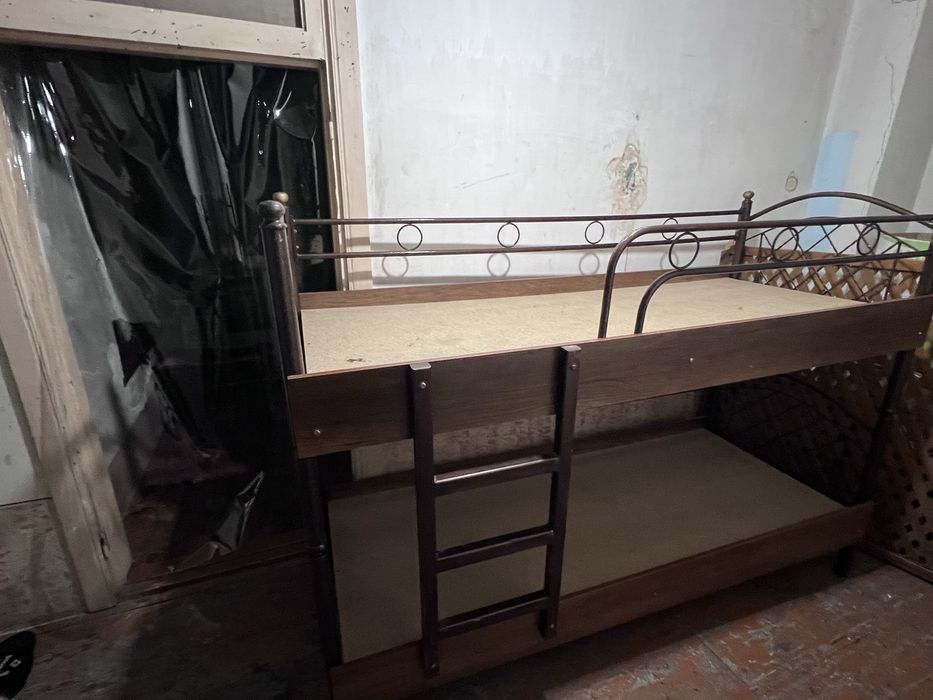 ikki qavatli detski divan