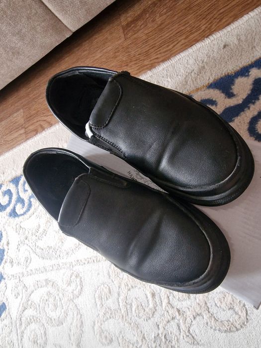 Туфли школьные .