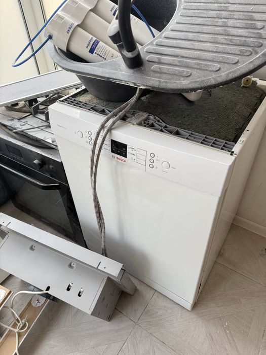 Посудомойка и вытяжка Бош 60 см