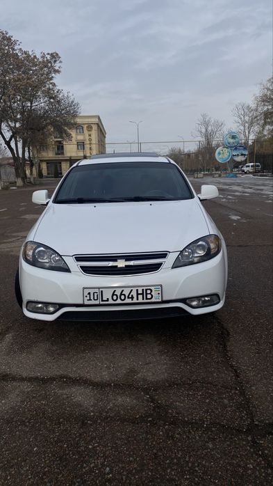 Jentra moshina tozza