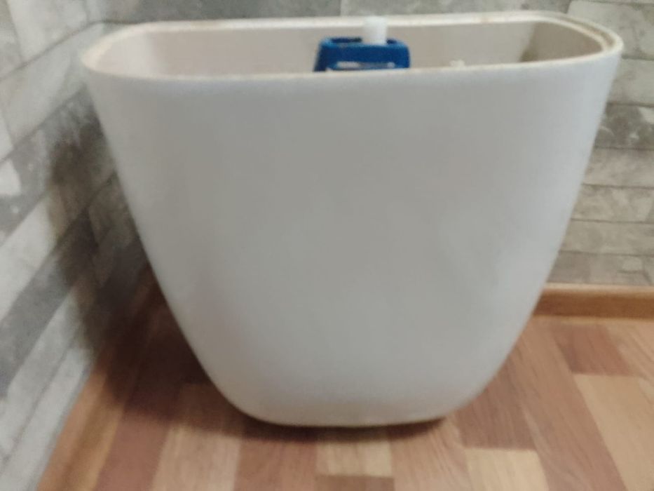 Продам бочек для унитаза