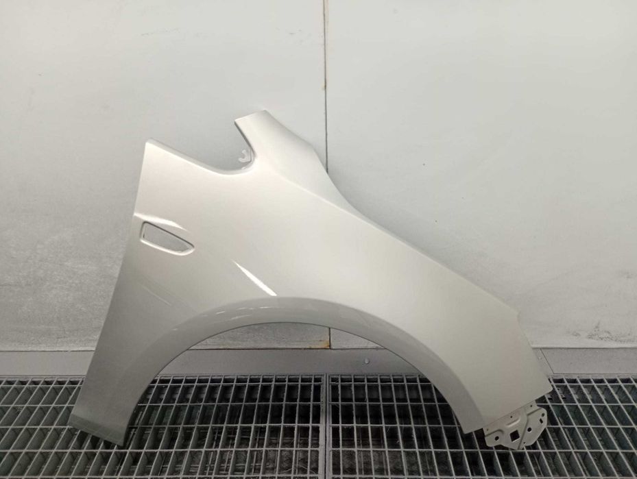 Aripa Fata Dreapta Opel Astra J 2009-2015 (Z167 (Auriu))