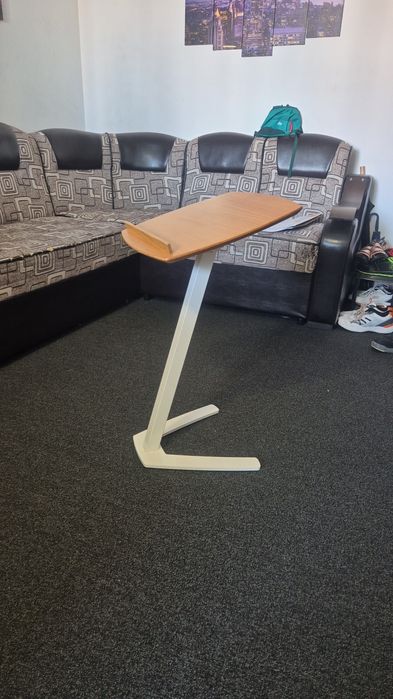 Măsuță Lectură sau pentru scris.