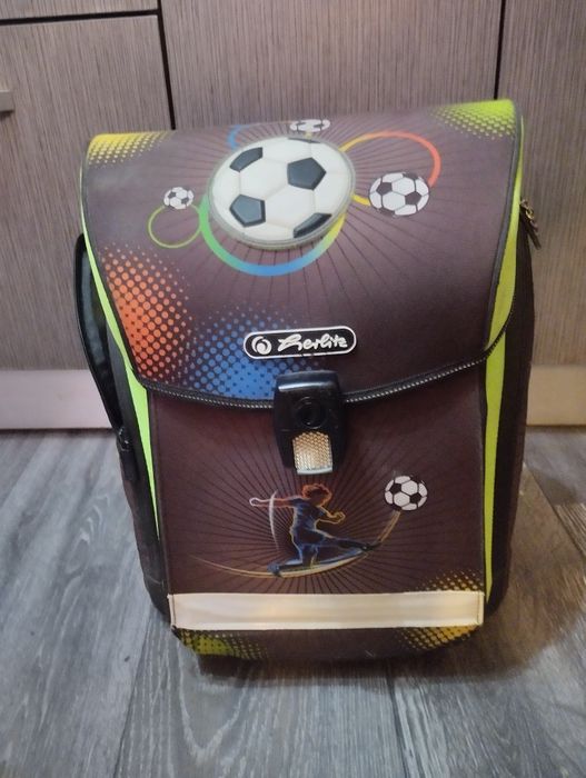 Училищна раница,като нова!!!