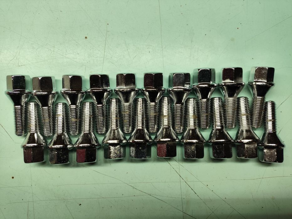 Болты для крепления колёс